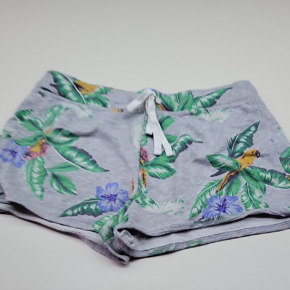 Floral Print Gray Shorts - Picture 3 of 6